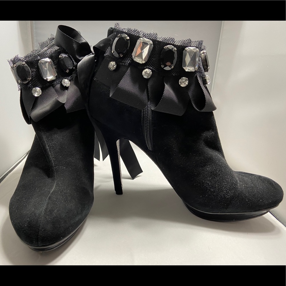 Beverly Feldman Studs n More Bootie Black Suede 11